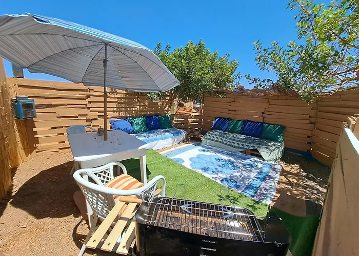 Tiny House Camion Fijo En Islas Canarias Camping Triquivijate