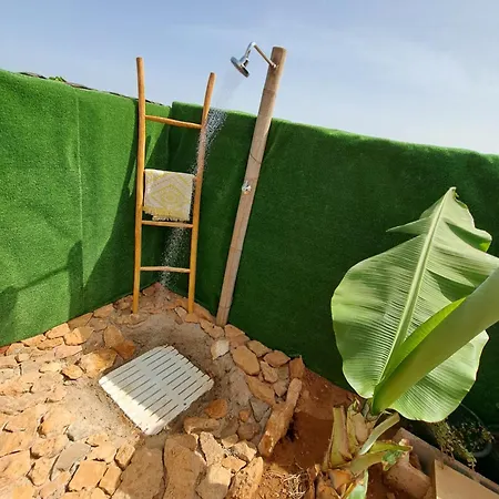 Kamp alanı Tiny House Camion Fijo En Islas Canarias