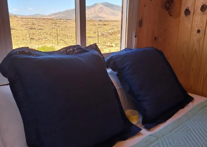 Tiny House Camion Fijo En Islas Canarias Кемпинг Трикивихате